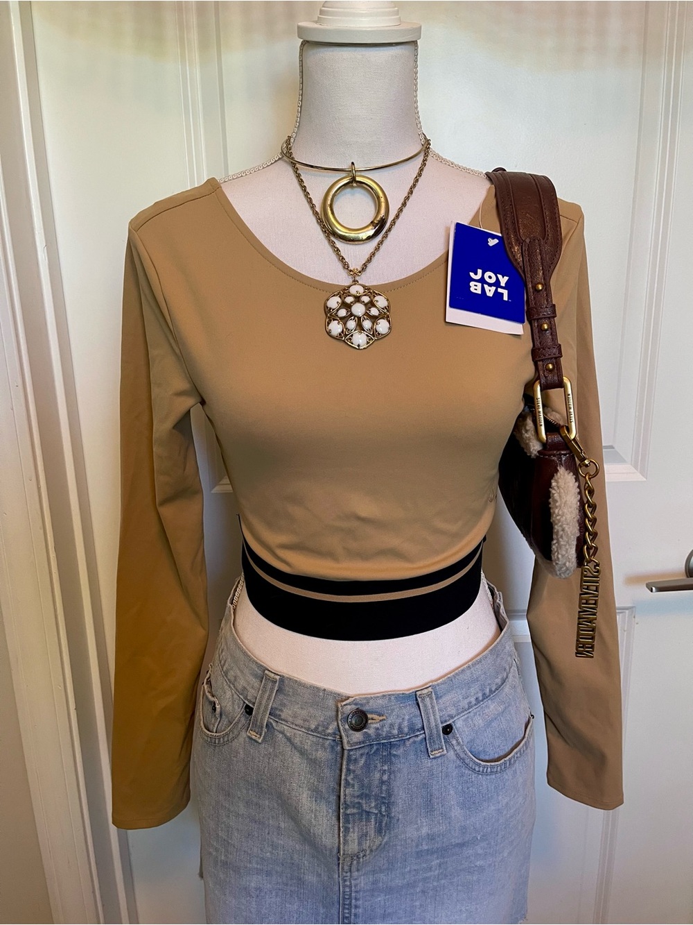 New Joy Lab : Open Back Long Sleeve Crop Top!